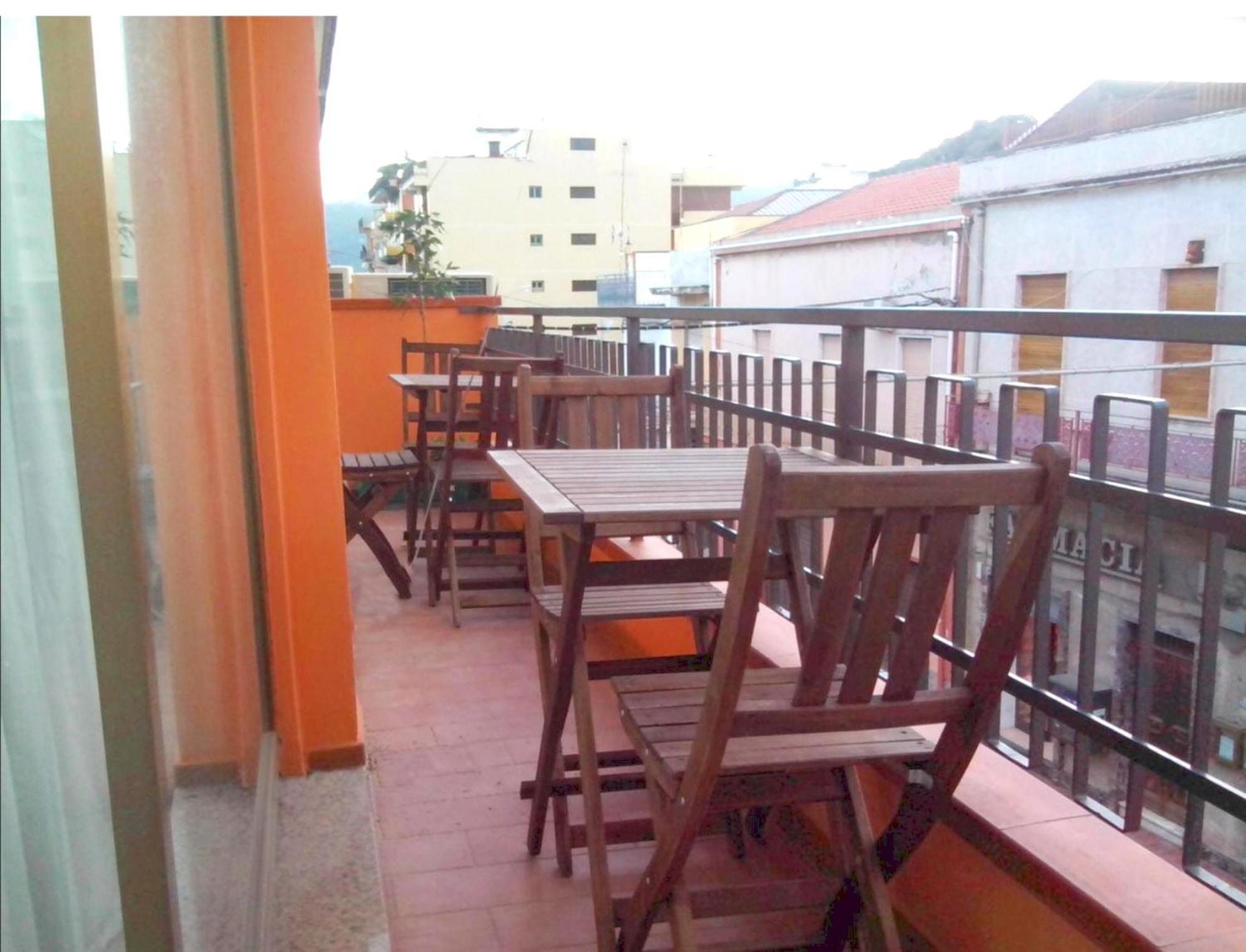 Pozzo Lazzaro Apartments Santa Teresa Di Riva Værelse billede